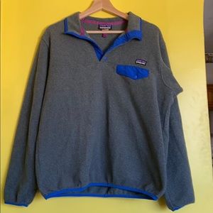 Royal blue/gray Patagonia vintage-style pullover